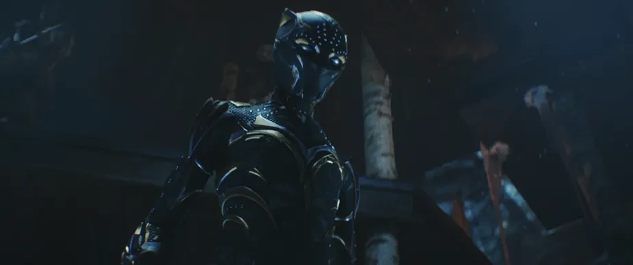 Uma grande homenagem em um filme sobre luto e família é Pantera Negra: Wakanda Para Sempre